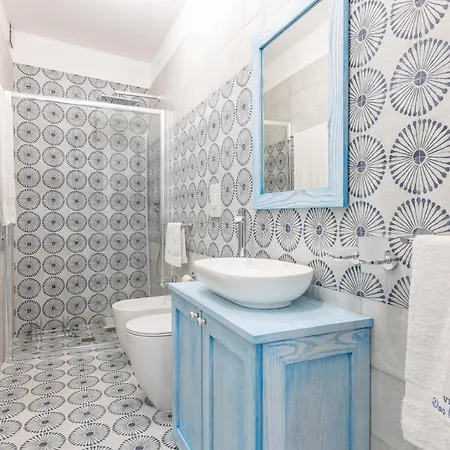 Don Carmine ヴィラ *