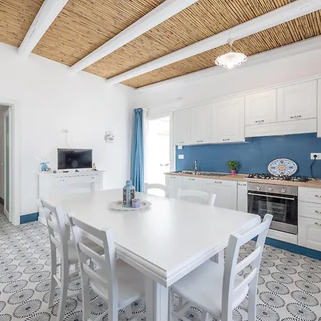 Don Carmine ヴィラ *